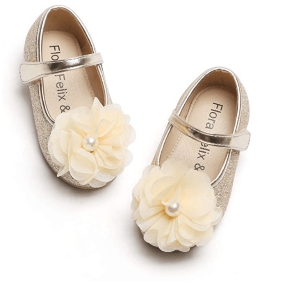 Flora Felix & Glitter Gold Girls' Mary Jane Dress Shoes with Flower